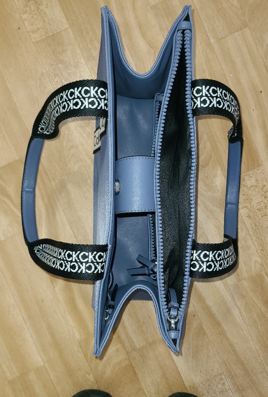 NWT! Calvin Klein Dusty Blue Tote with Branded White & Black Straps - Picture 4 of 13